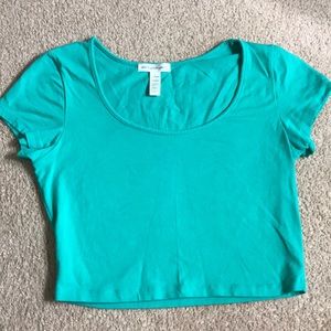 Teal short sleeve, crop top.